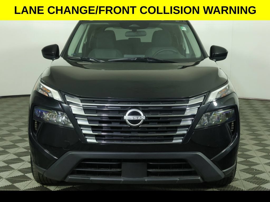 Used 2024 Nissan Rogue SV FWD image 7