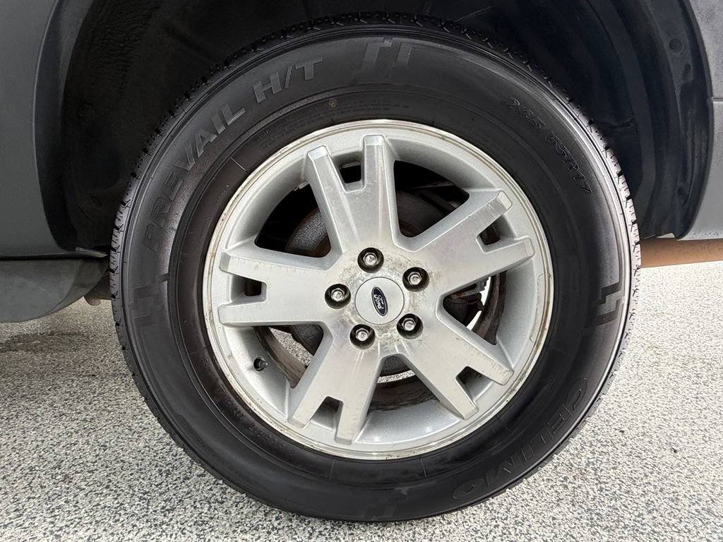 Used 2007 Ford Explorer XLT AWD/4WD image 41
