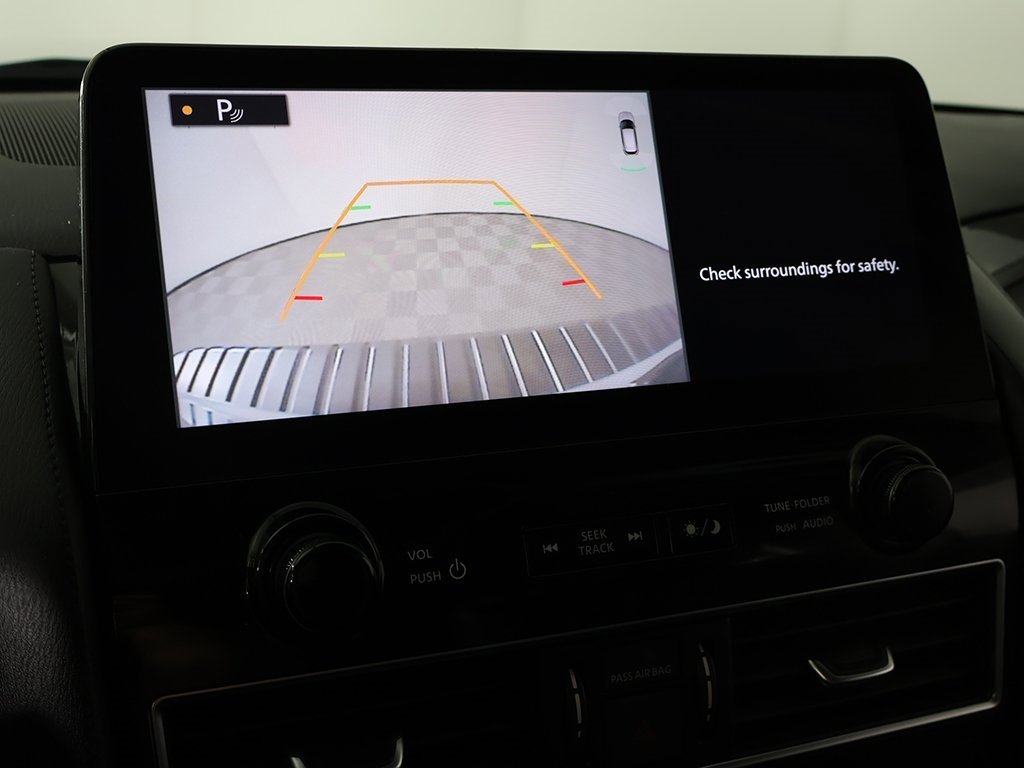 Used 2021 Nissan Armada SV w/ SV Appearance Package image 49