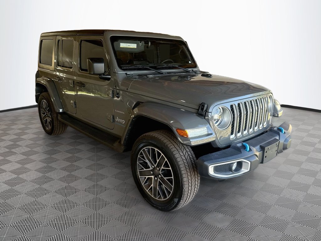 Certified 2023 Jeep Wrangler Unlimited Sahara w/ Cold Weather Group AWD/4WD image 4