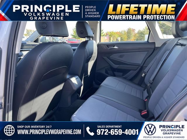 New 2026 Volkswagen Jetta SE FWD image 22