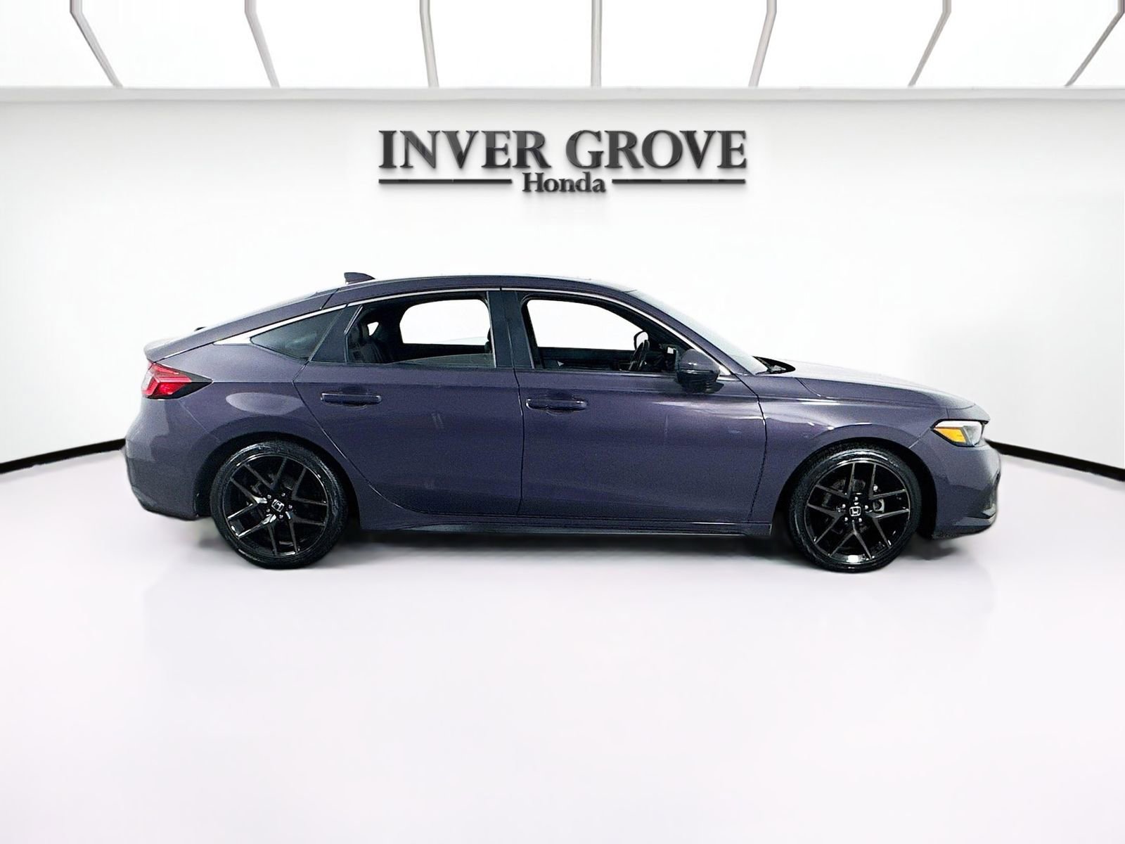 Used 2023 Honda Civic Sport Touring image 4