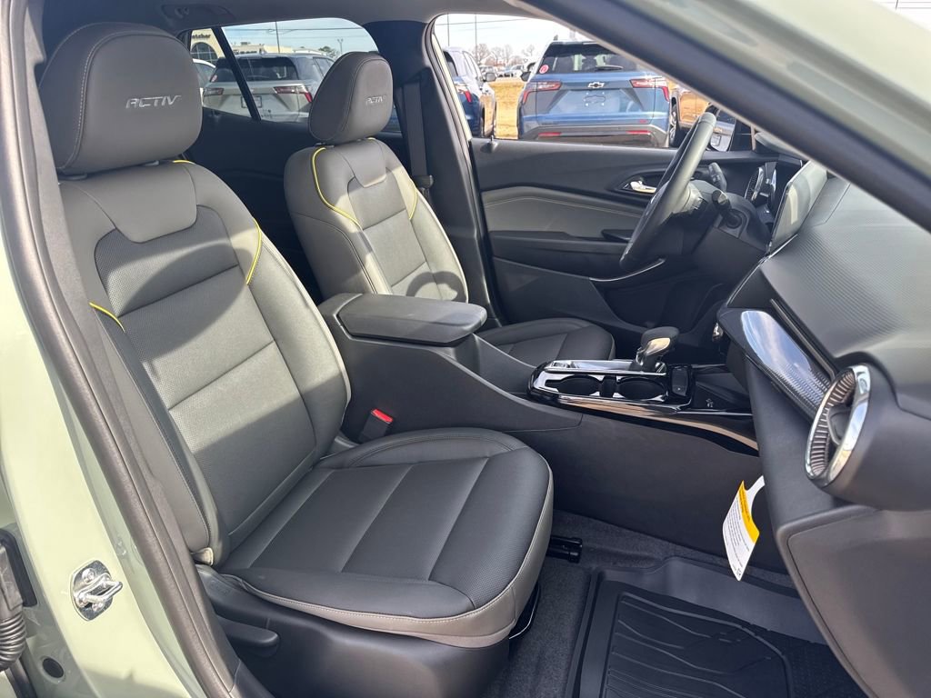 New 2026 Chevrolet Trax ACTIV w/ Sunroof Package image 13