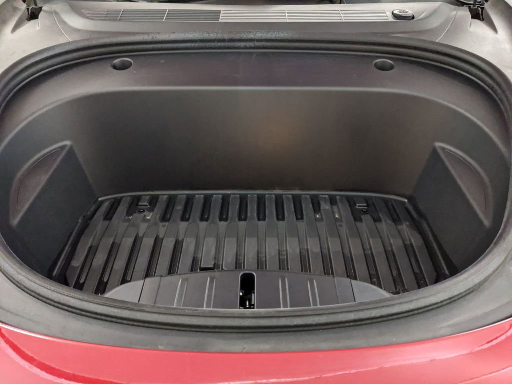 Used 2023 Tesla Model 3 Standard Range image 18