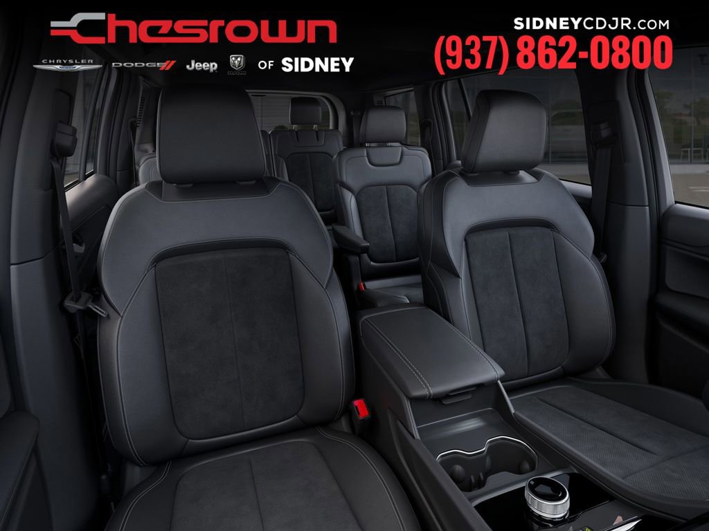 New 2025 Jeep Grand Cherokee L Altitude image 16