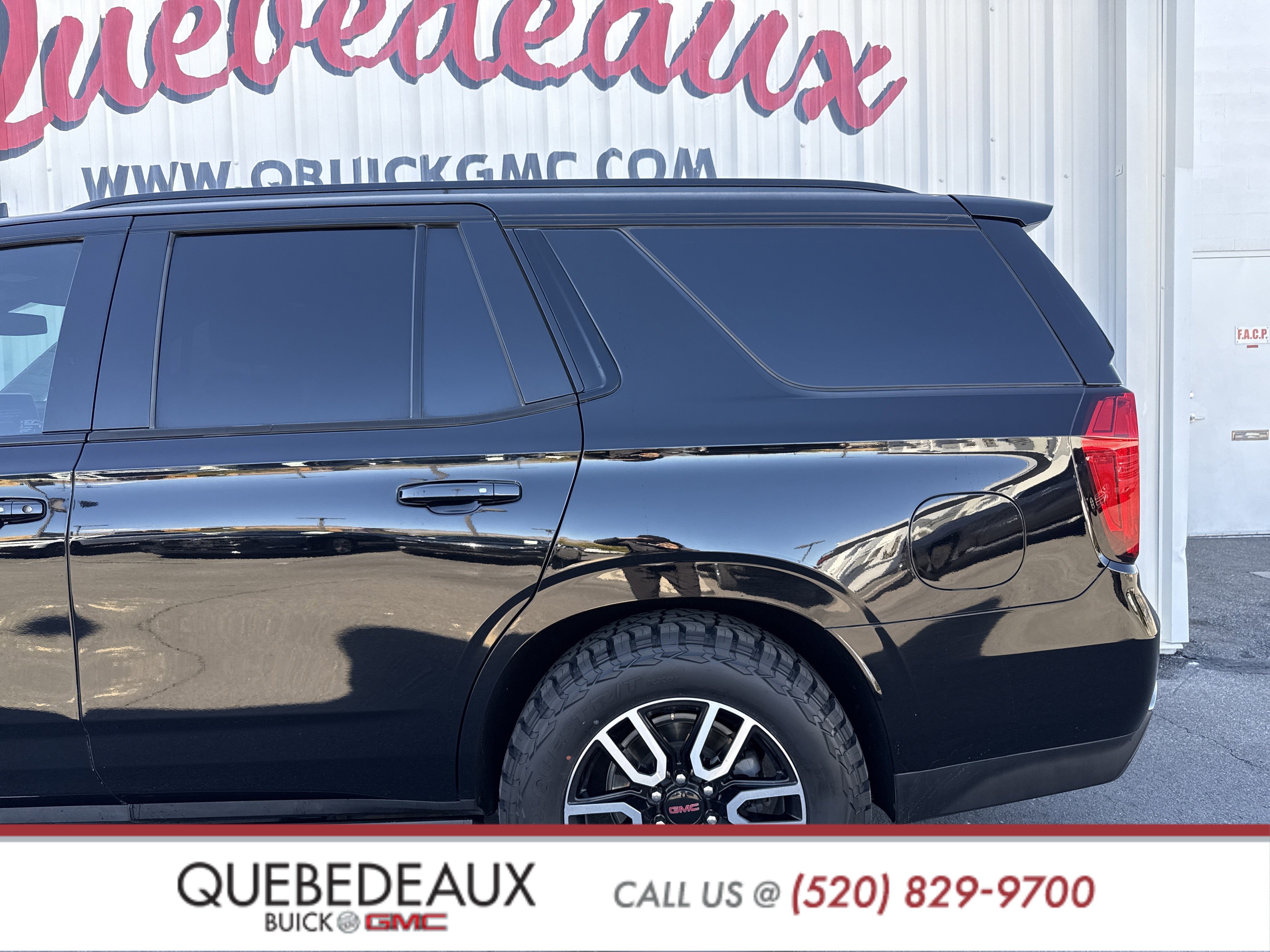 Used 2021 GMC Yukon AT4 w/ AT4 Premium Plus Package image 2