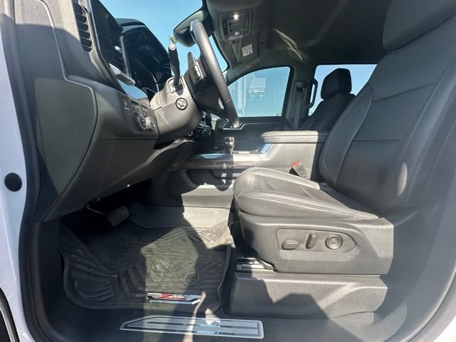 Used 2022 Chevrolet Silverado 1500 LTZ AWD/4WD image 11