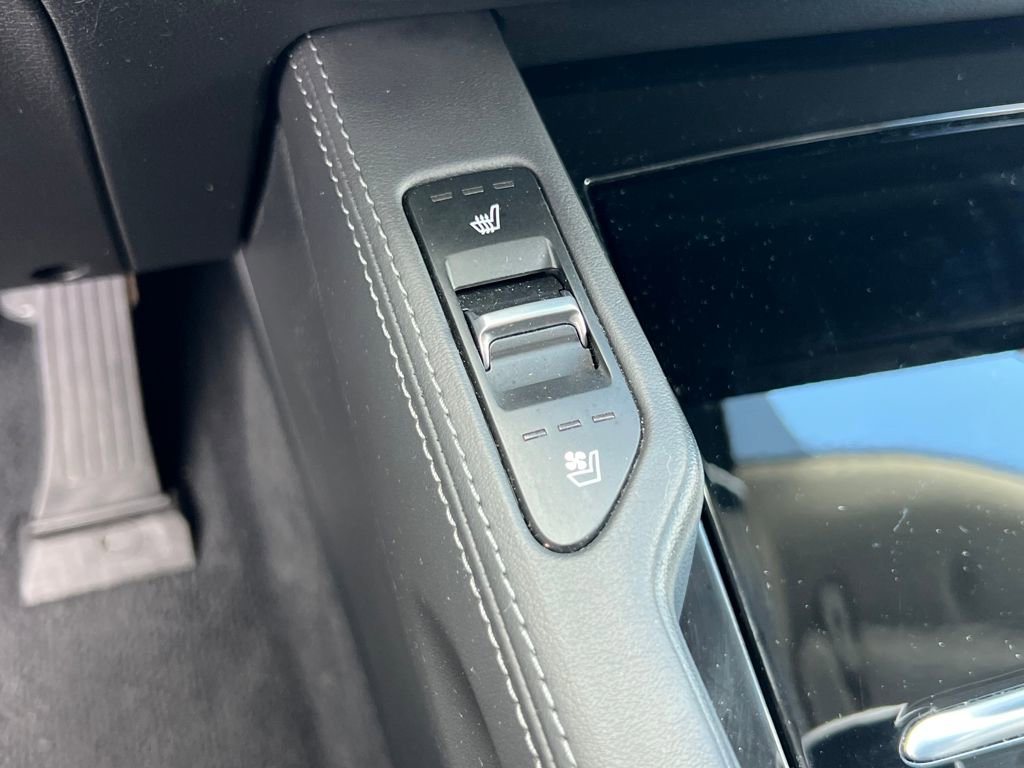 Used 2022 Kia Telluride EX w/ EX Premium Package image 34