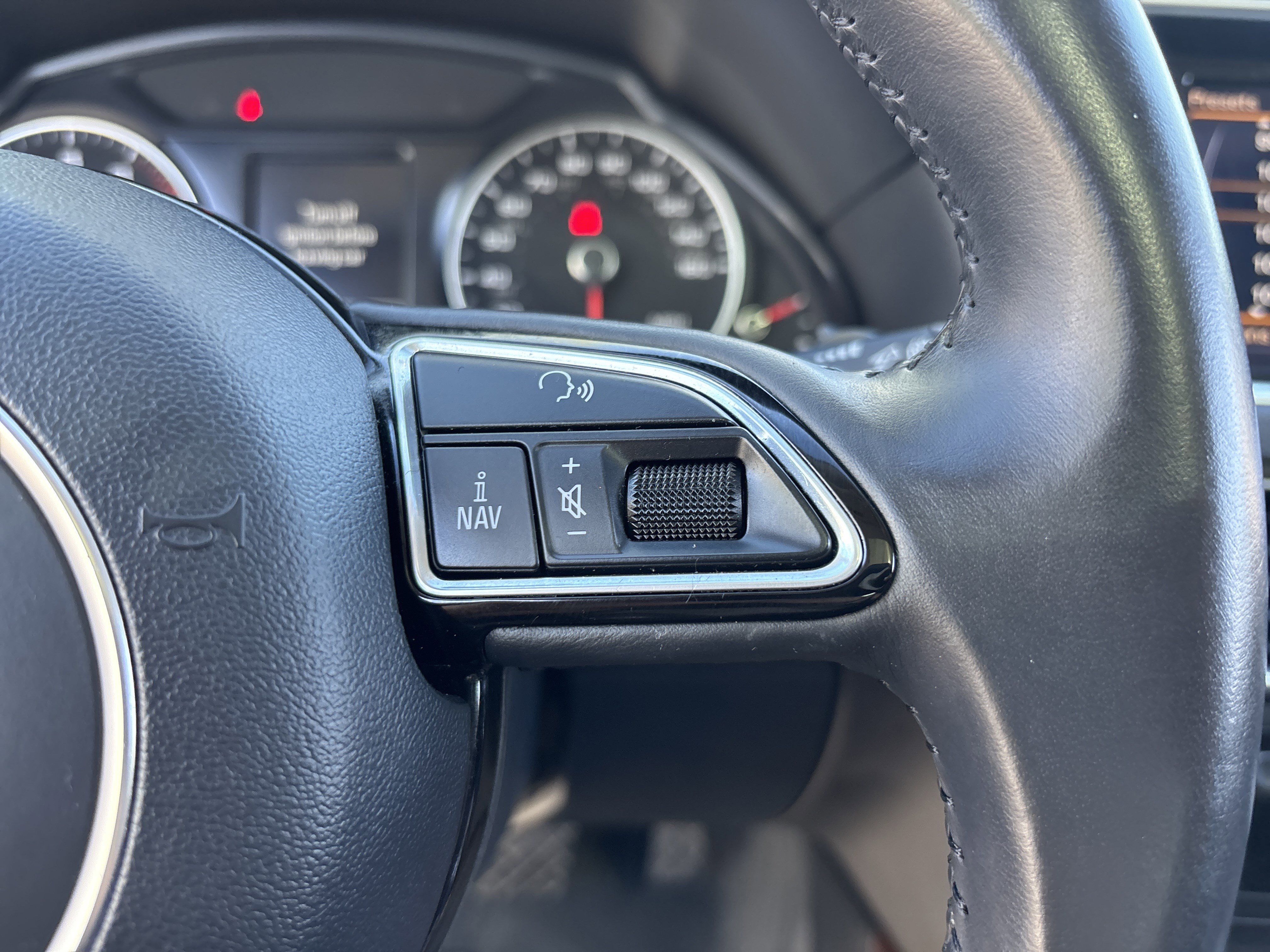 Used 2016 Audi Q5 3.0T Premium Plus w/ Technology Package image 27