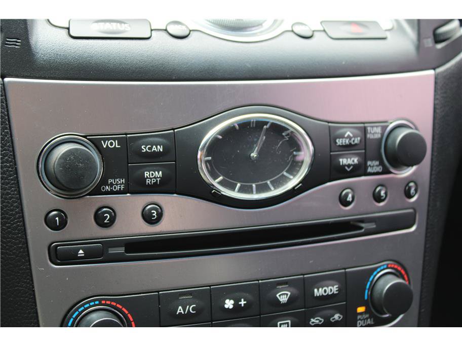 Used 2013 INFINITI G37 x Sedan AWD/4WD image 26