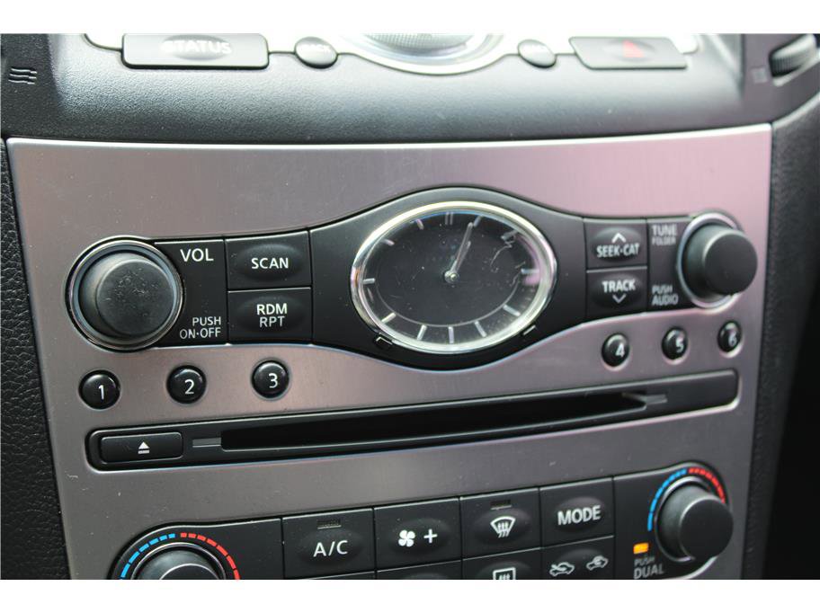 Used 2013 INFINITI G37 x Sedan AWD/4WD image 26