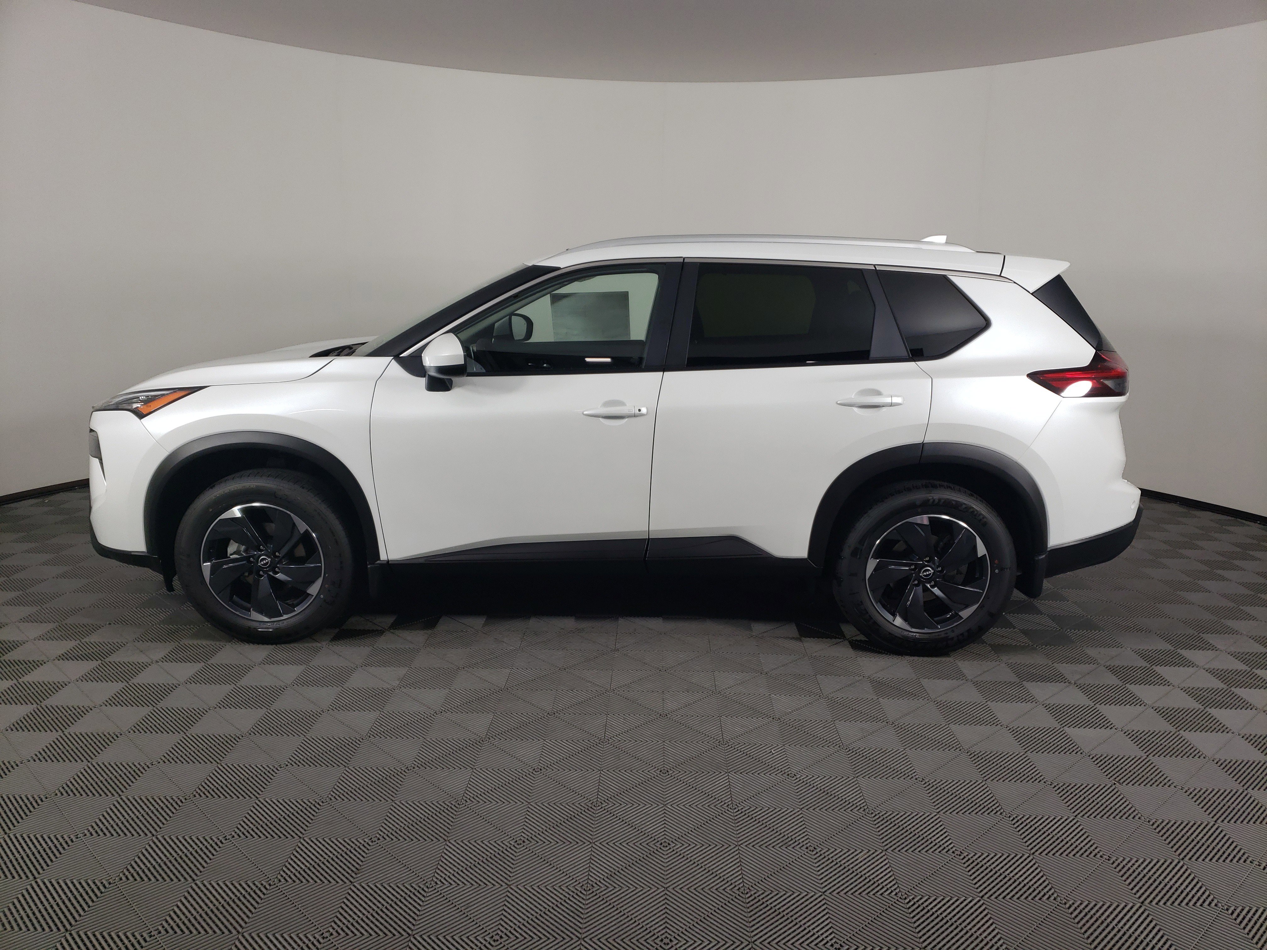 New 2026 Nissan Rogue SV image 3