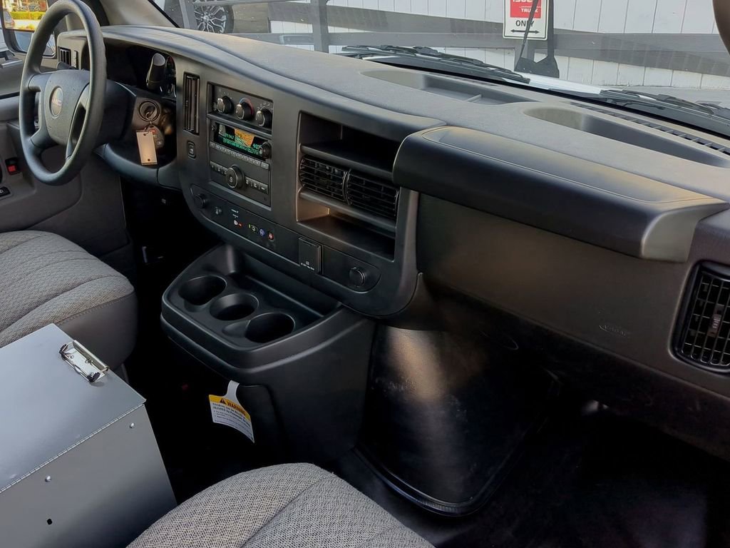 New 2025 GMC Savana 2500 w/ Driver Convenience Package image 26