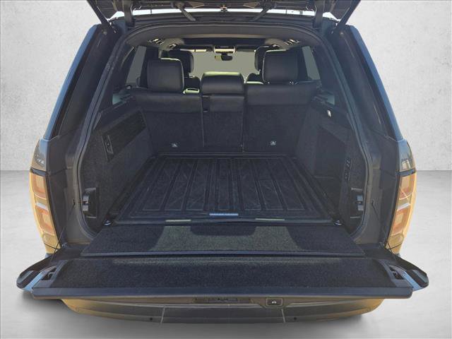Used 2020 Land Rover Range Rover HSE image 4
