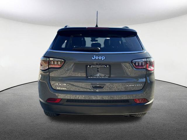 Used 2022 Jeep Compass Limited w/ Sun and Sound Group AWD/4WD image 13