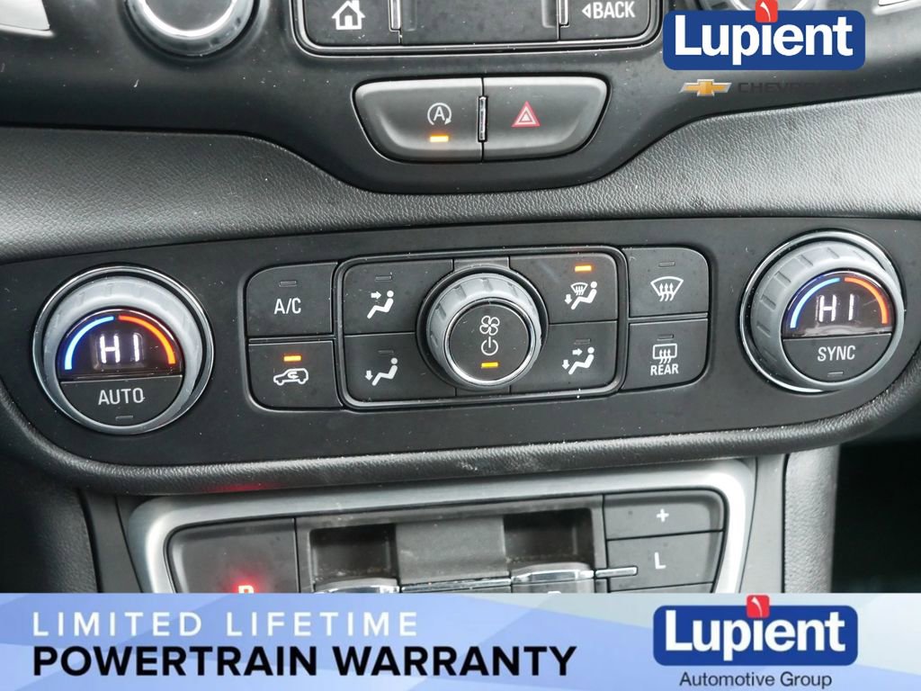 Used 2024 GMC Terrain SLT w/ Infotainment Package II image 22