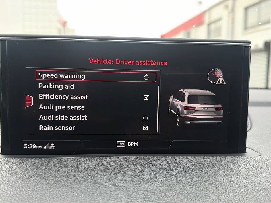 Used 2019 Audi Q7 2.0T Premium Plus w/ Premium Plus Package AWD/4WD image 12