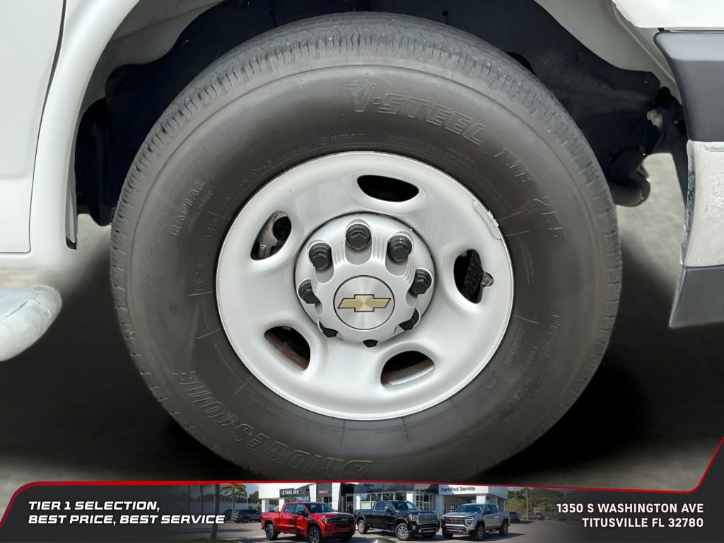 Used 2024 Chevrolet Express 2500 w/ Driver Convenience Package image 37