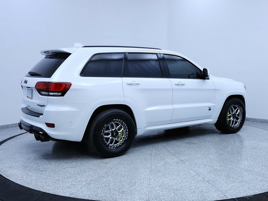 Used 2018 Jeep Grand Cherokee Trackhawk AWD/4WD image 5