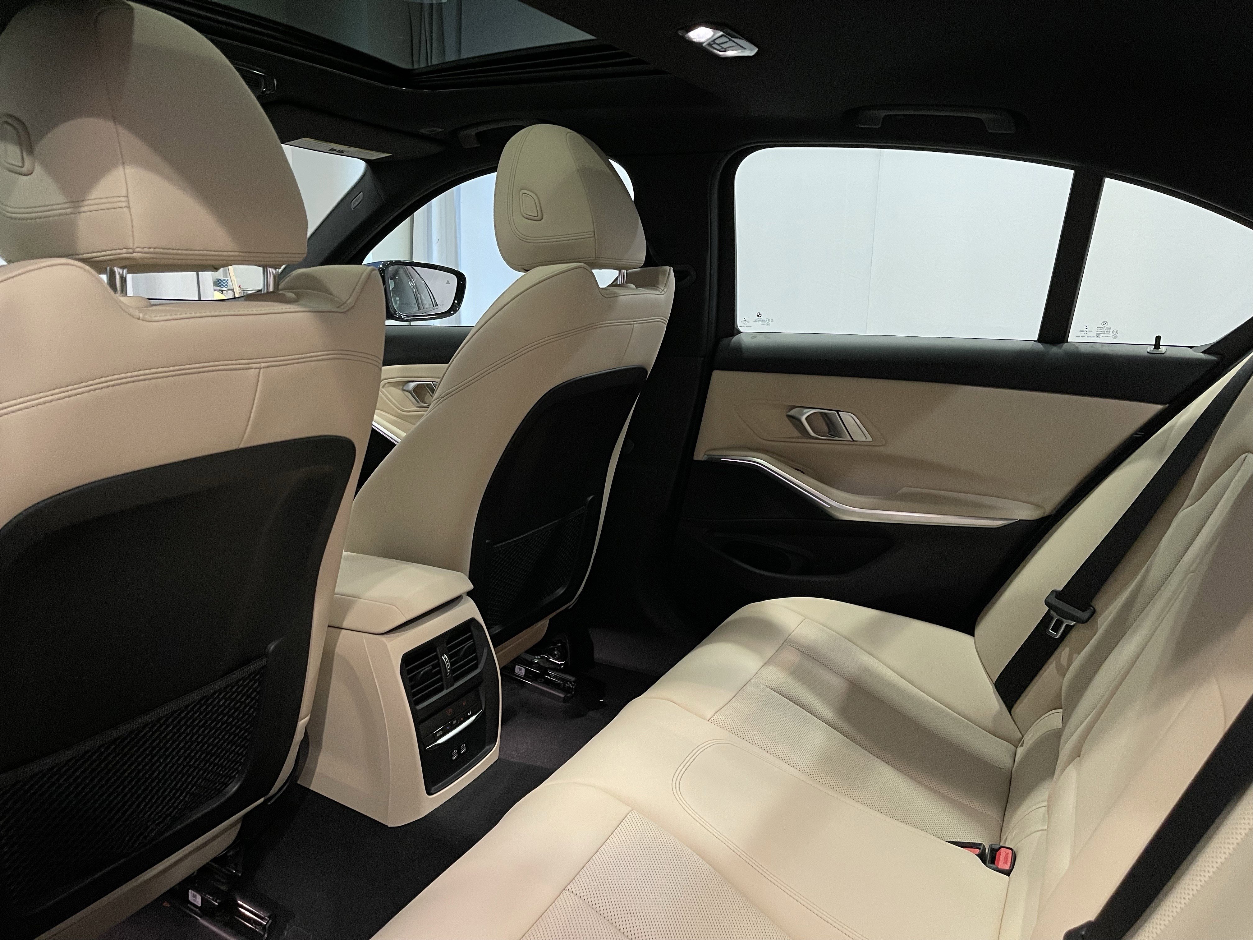 Certified 2023 BMW 330i xDrive Sedan w/ Driving Assistance Package image 23