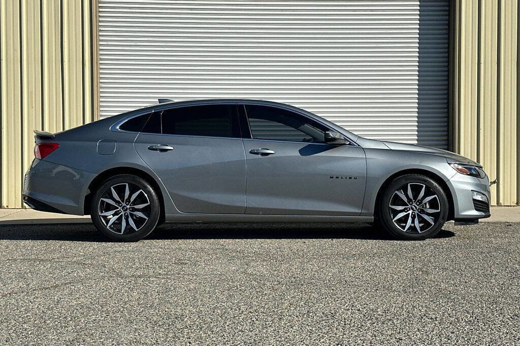 Used 2024 Chevrolet Malibu RS w/ LPO, Floor Liner Package image 7