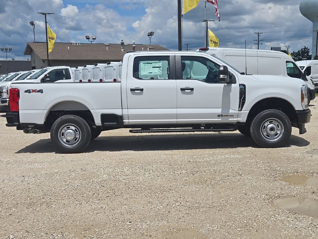 New 2026 Ford F350 XL w/ XL Driver Assist Package AWD/4WD image 2