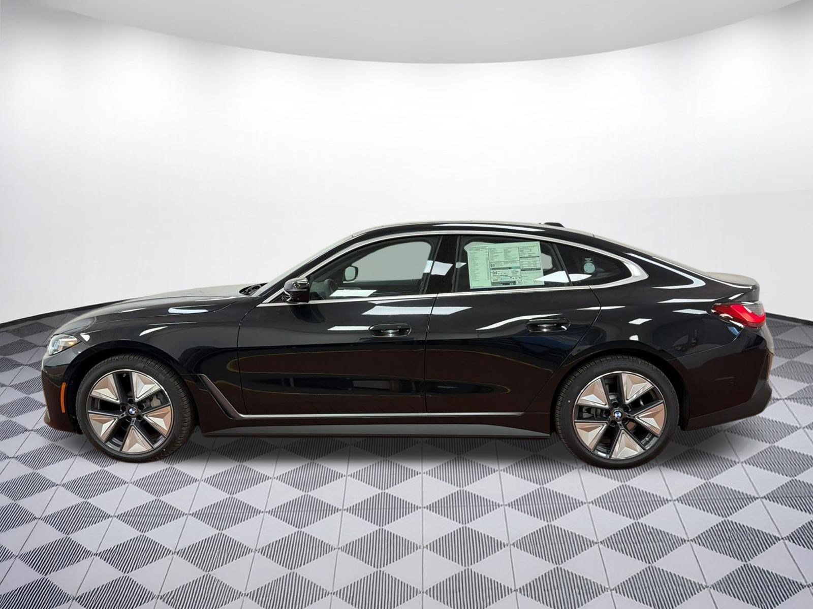 Used 2026 BMW i4 xDrive40i w/ Premium Package AWD/4WD image 2
