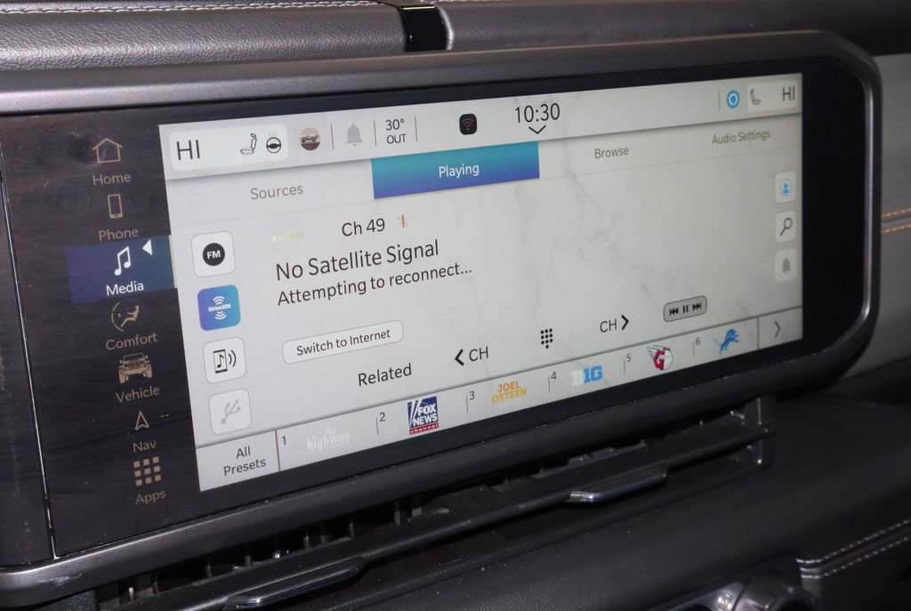 Used 2024 Jeep Wrangler High Altitude AWD/4WD image 2