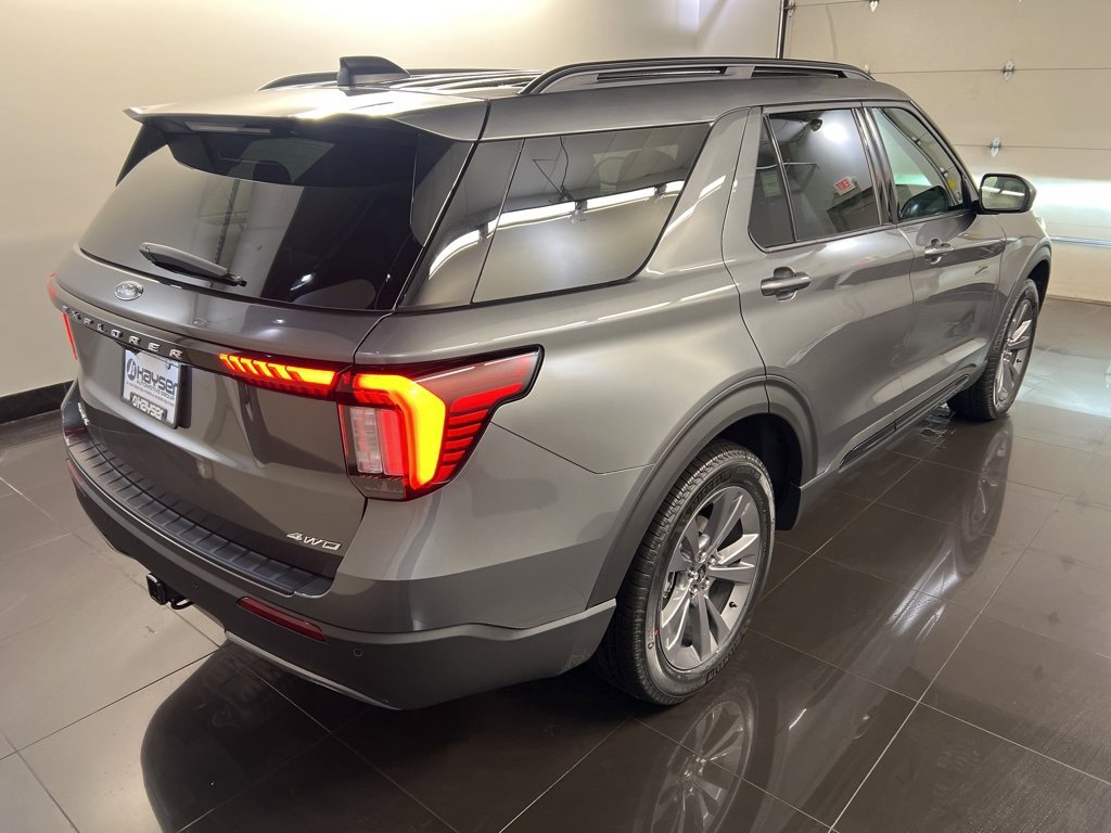 New 2026 Ford Explorer Active w/ Active Comfort Package image 6