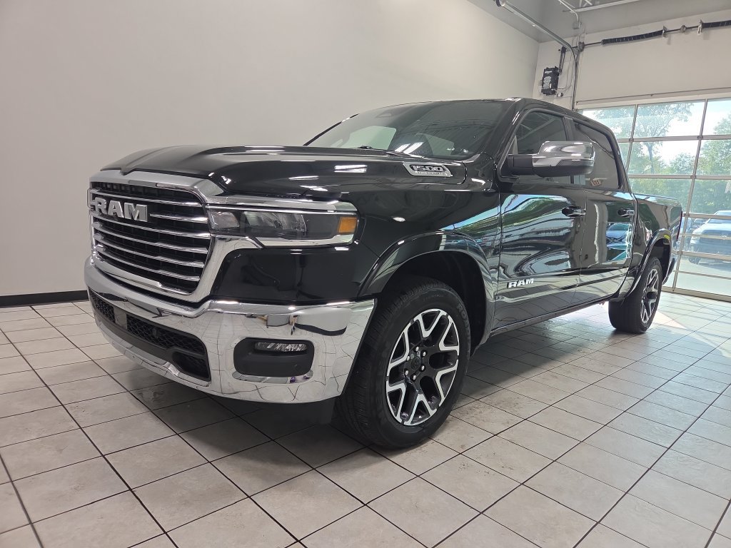 Used 2026 RAM 1500 Laramie AWD/4WD image 8