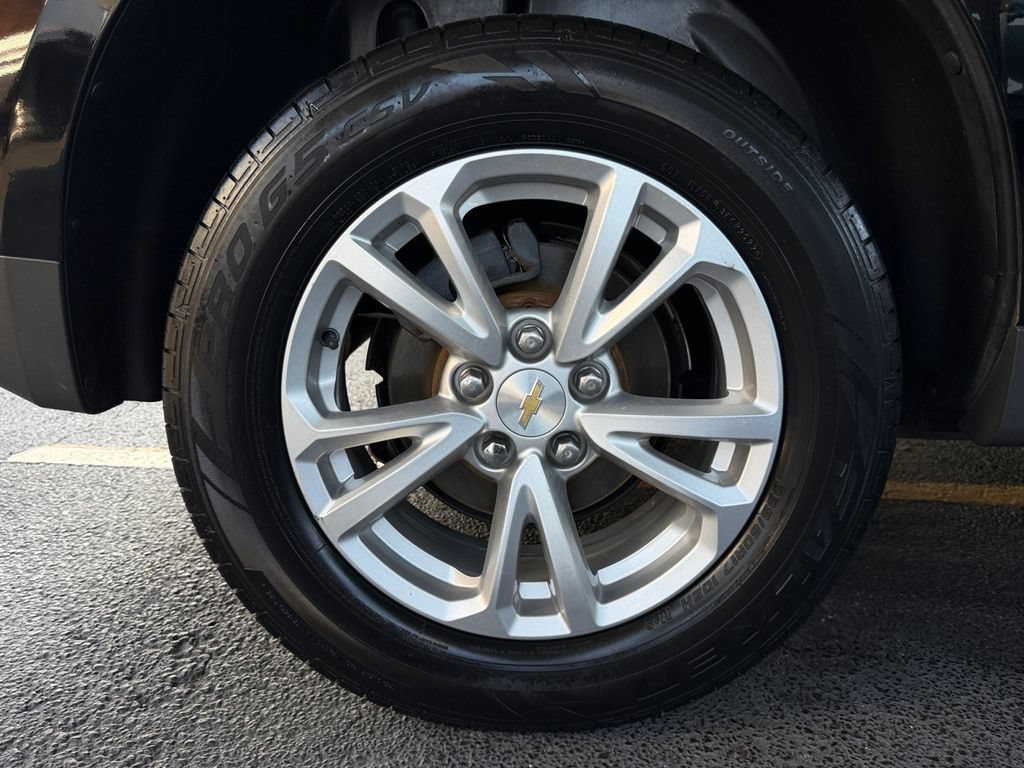 Used 2017 Chevrolet Equinox LS AWD/4WD image 46