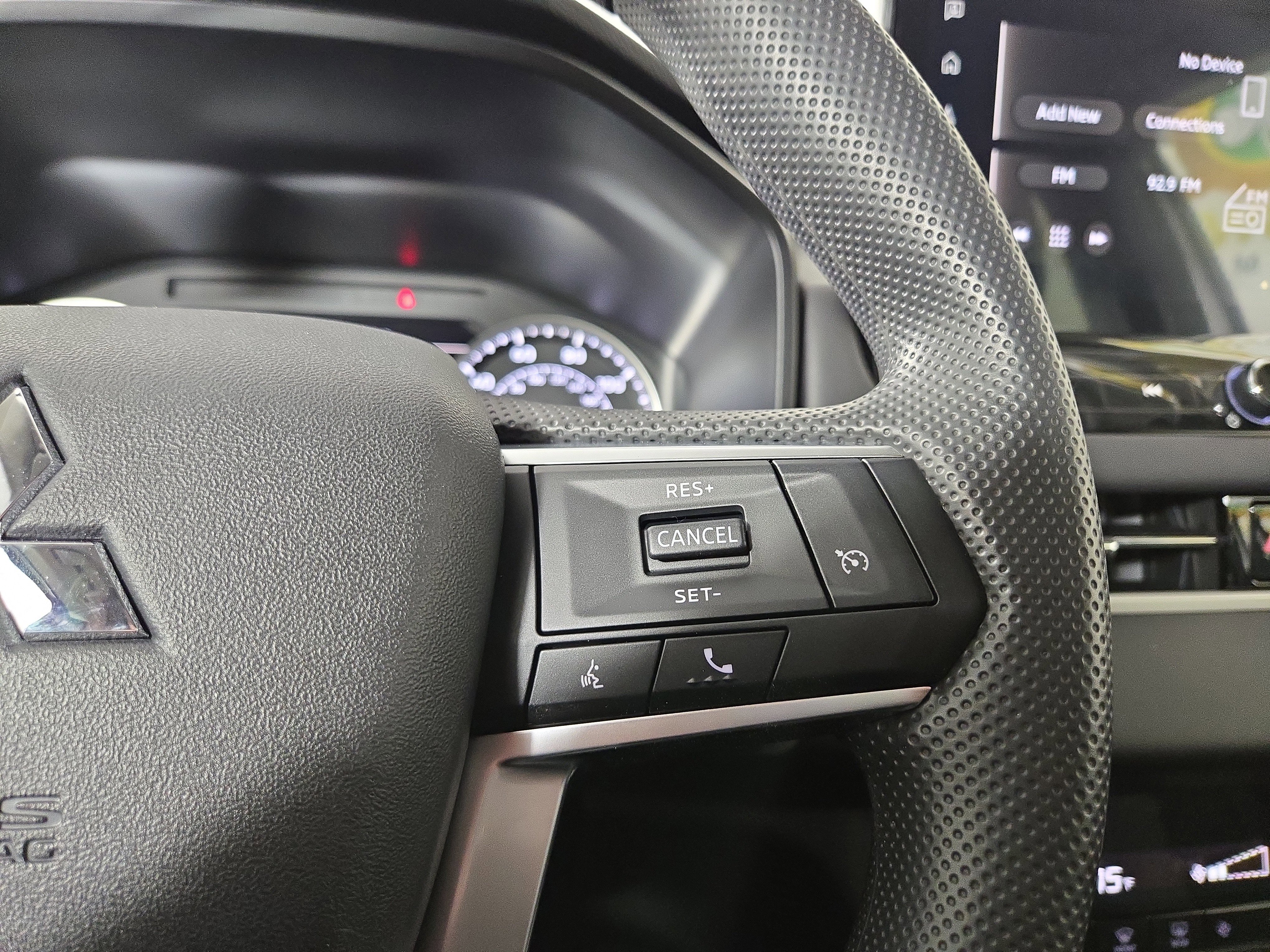 New 2026 Mitsubishi Outlander ES image 16