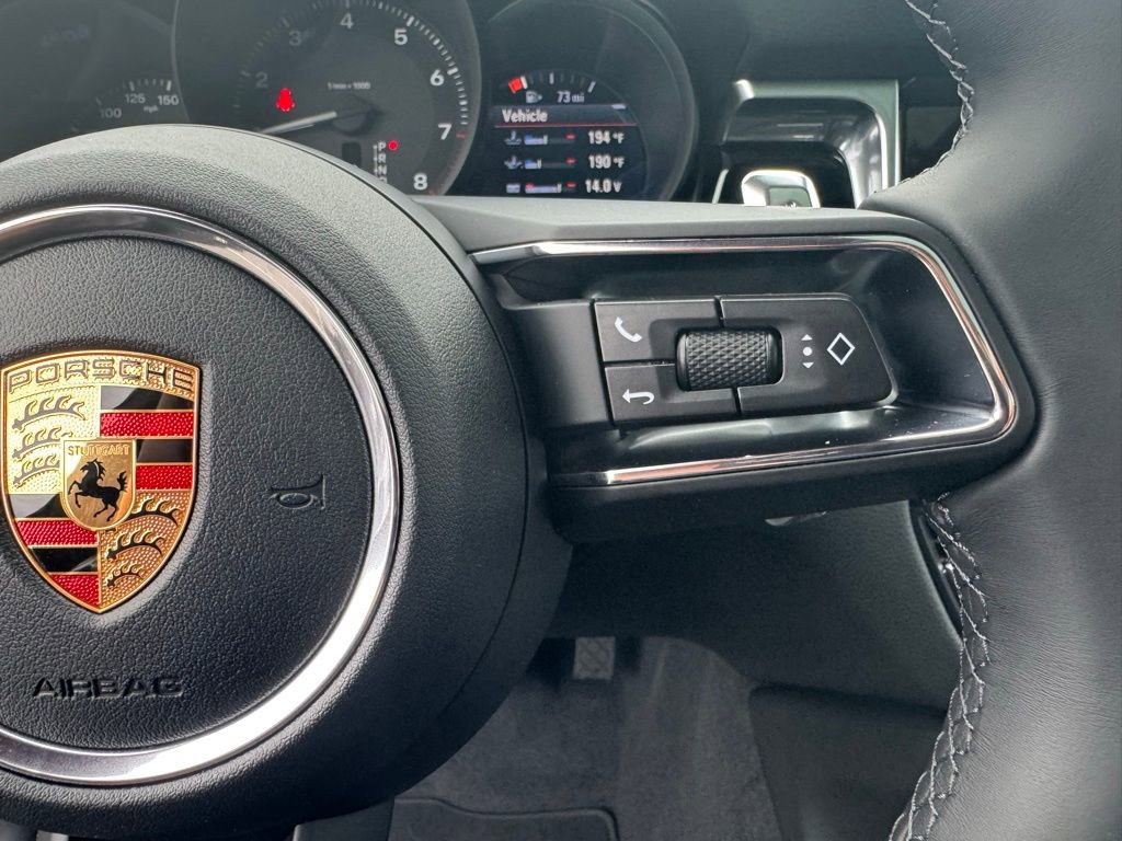 Used 2024 Porsche Macan image 20
