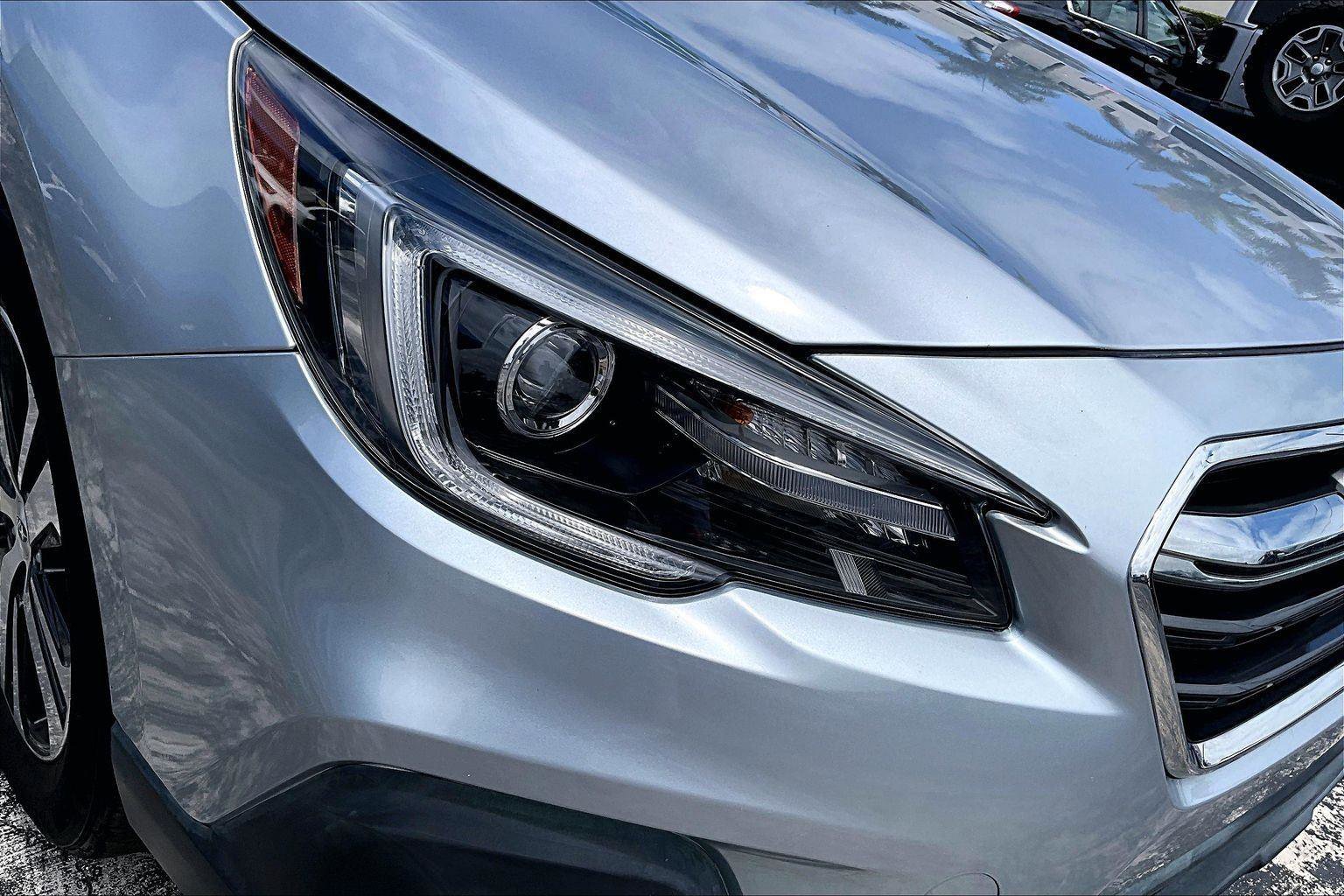 Used 2019 Subaru Outback 2.5i Limited AWD/4WD image 34