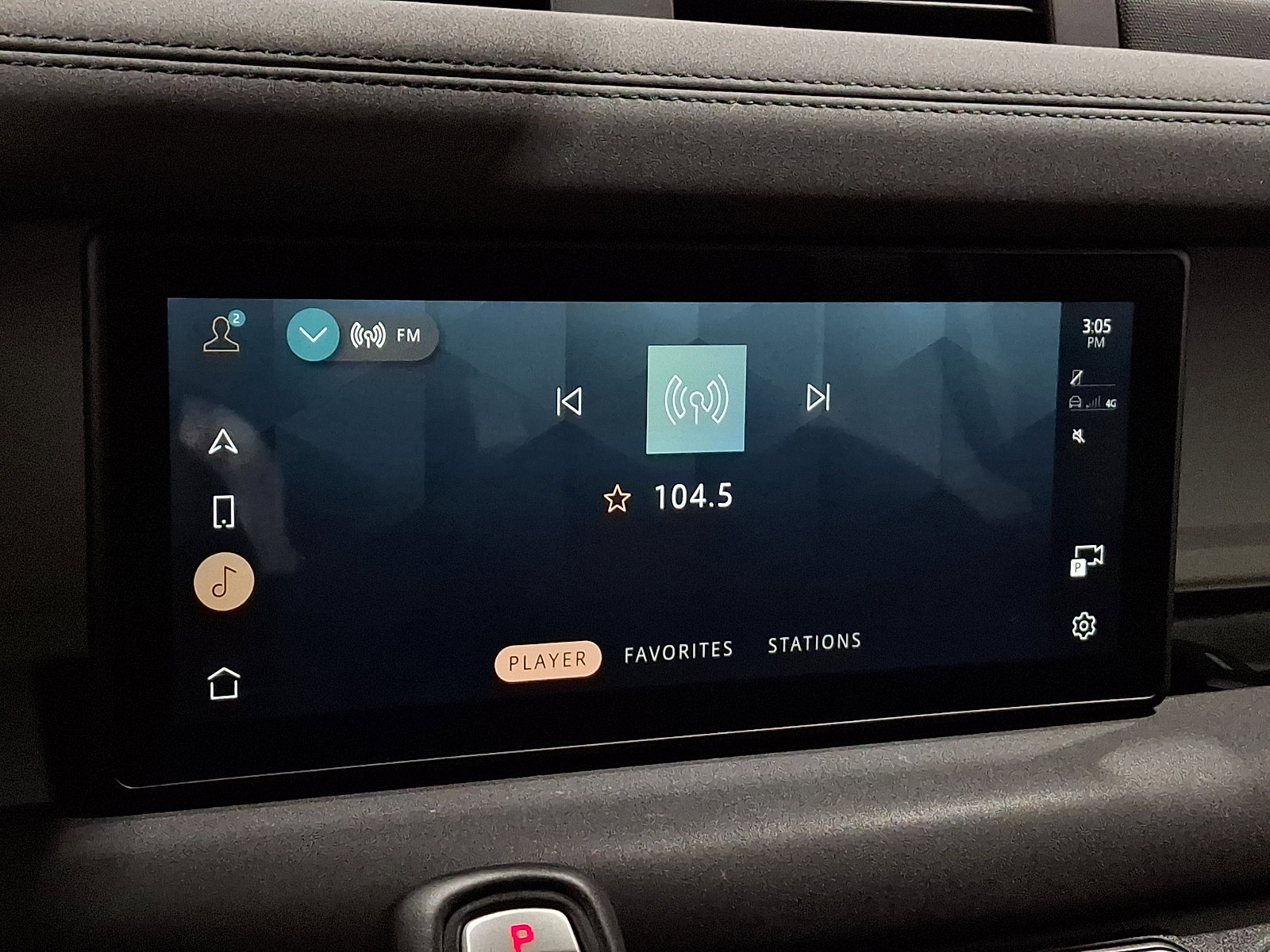 Used 2021 Land Rover Defender 110 SE image 17