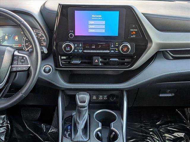 Used 2025 Toyota Highlander LE image 14
