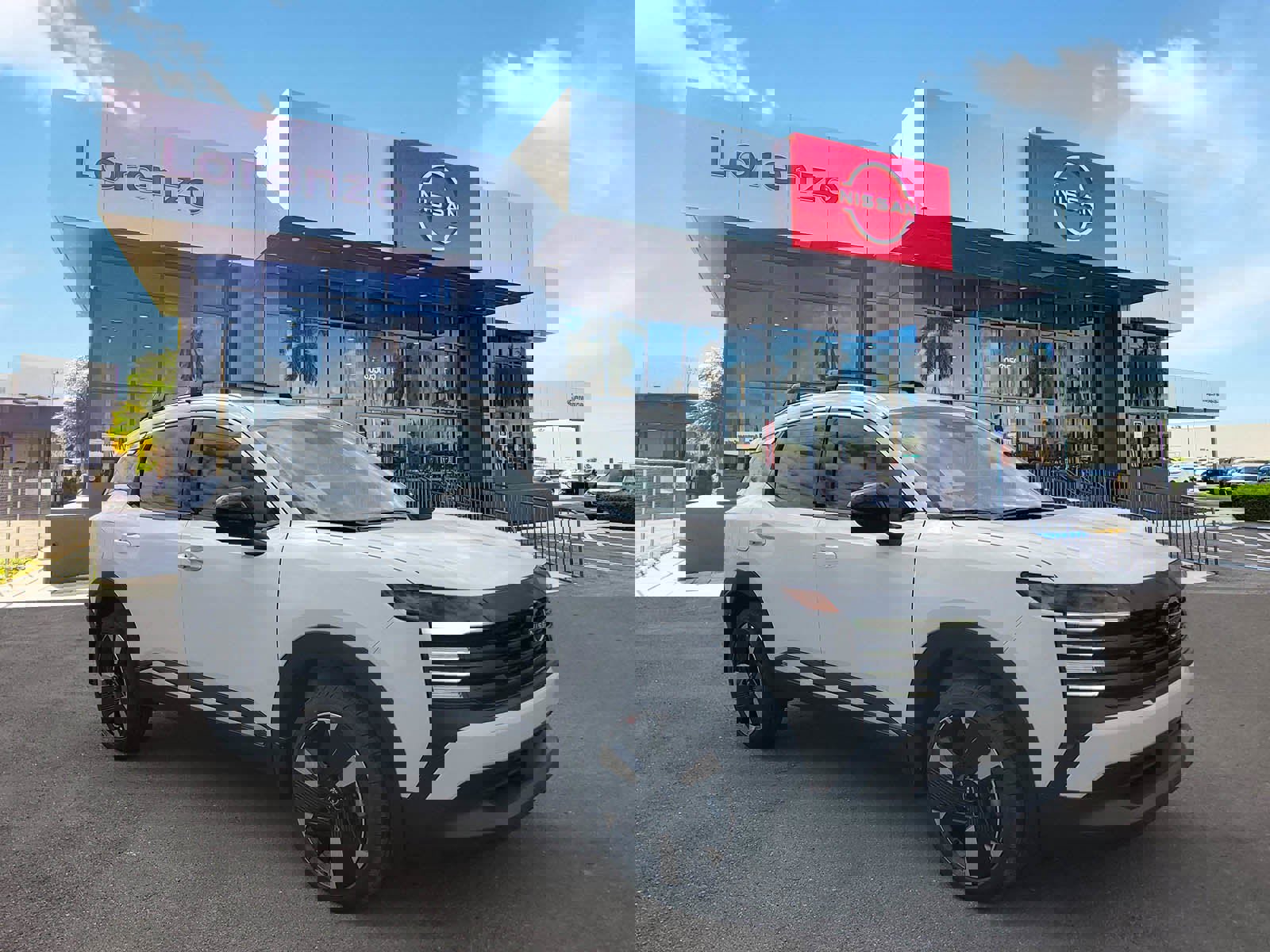 New 2026 Nissan Kicks SR image 3