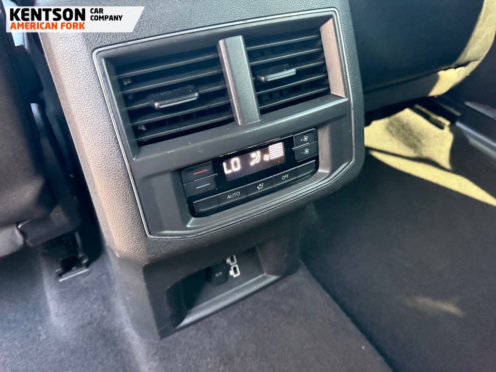 Used 2019 Volkswagen Atlas SE image 32