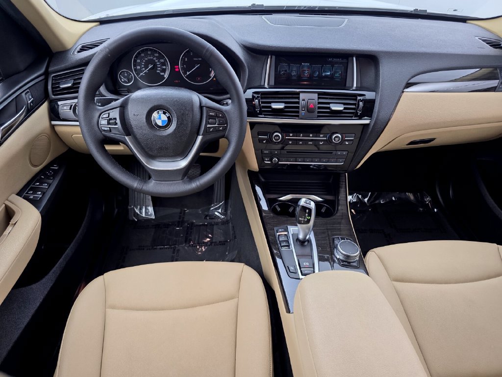 Used 2017 BMW X3 sDrive28i RWD image 12