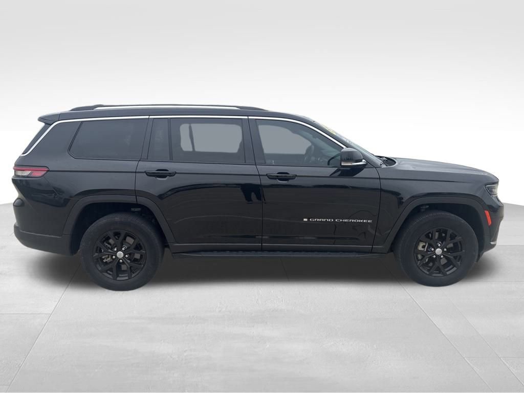 Used 2022 Jeep Grand Cherokee L Limited image 7