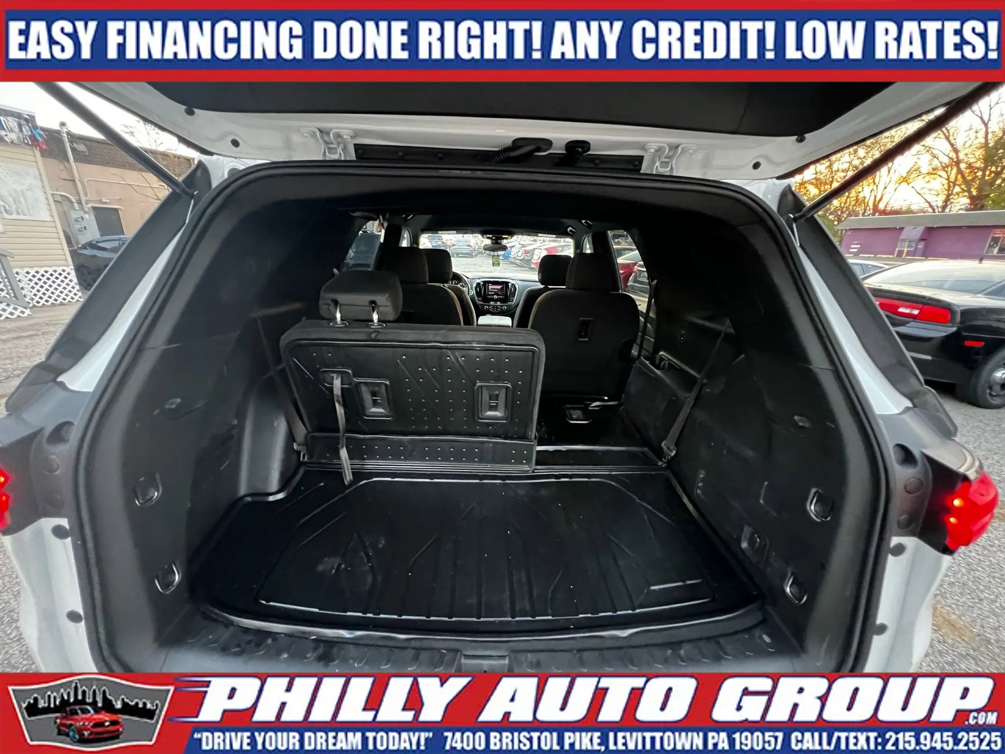 Used 2022 Chevrolet Traverse LT w/ LPO, Floor Liner Package image 28