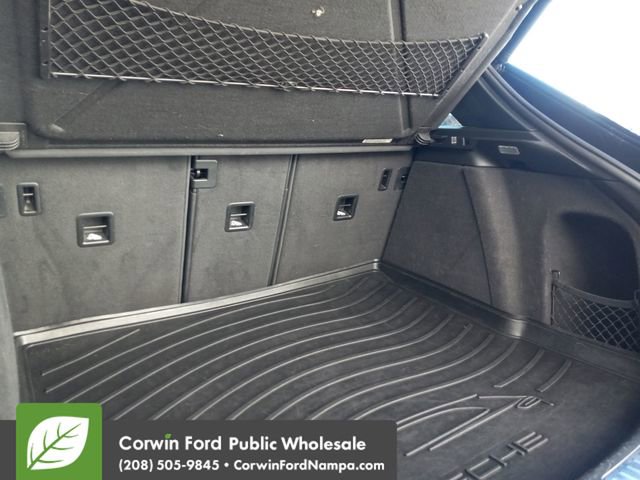 Used 2015 Porsche Macan Turbo image 28