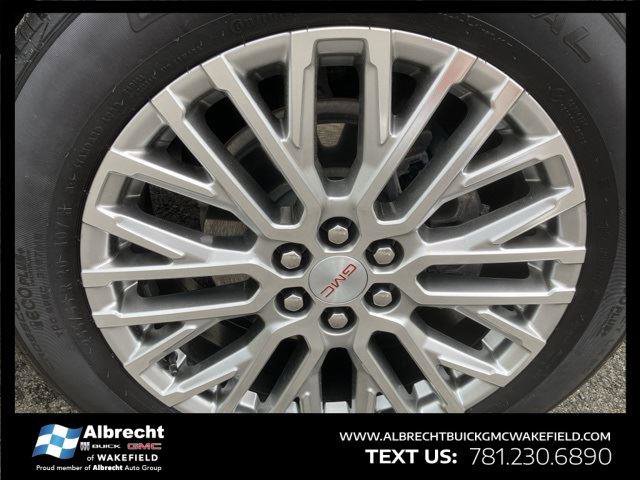 New 2024 GMC Acadia Denali w/ LPO, Floor Liner Package image 27