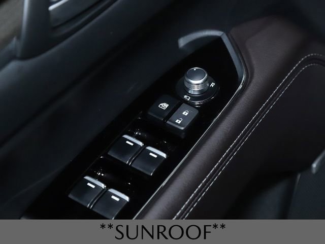 Certified 2025 MAZDA CX-5 Signature image 23