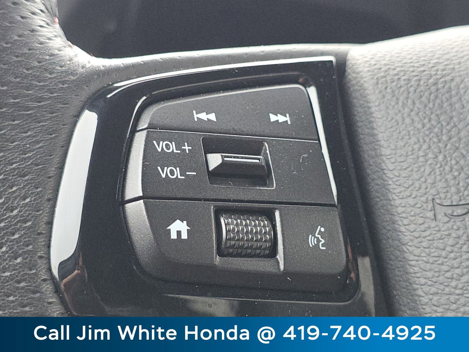 Certified 2025 Honda Ridgeline Black Edition image 35