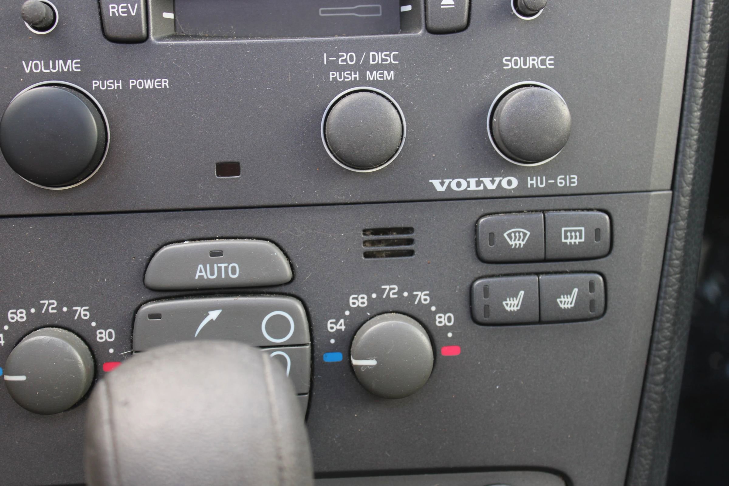 Used 2003 Volvo S60 2.4 FWD image 14