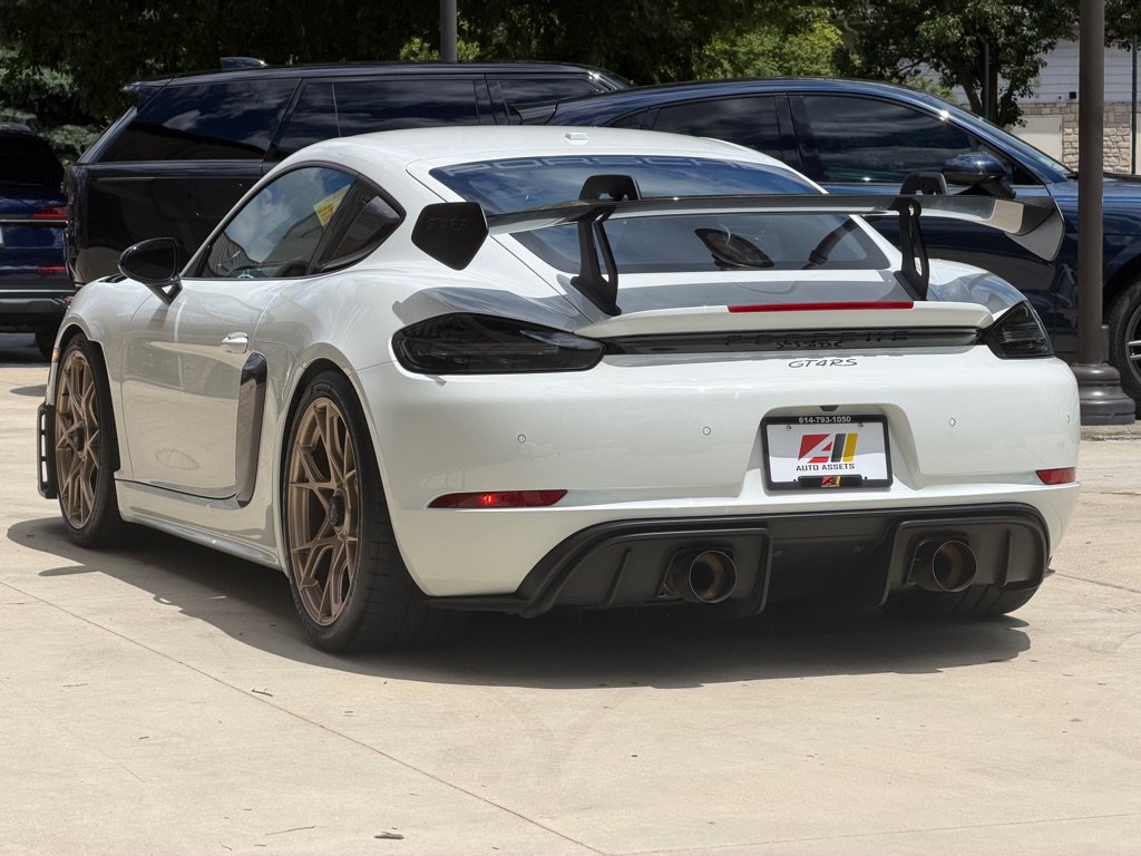Used 2023 Porsche 718 Cayman GT4 RS w/ Weissach Package RWD image 11