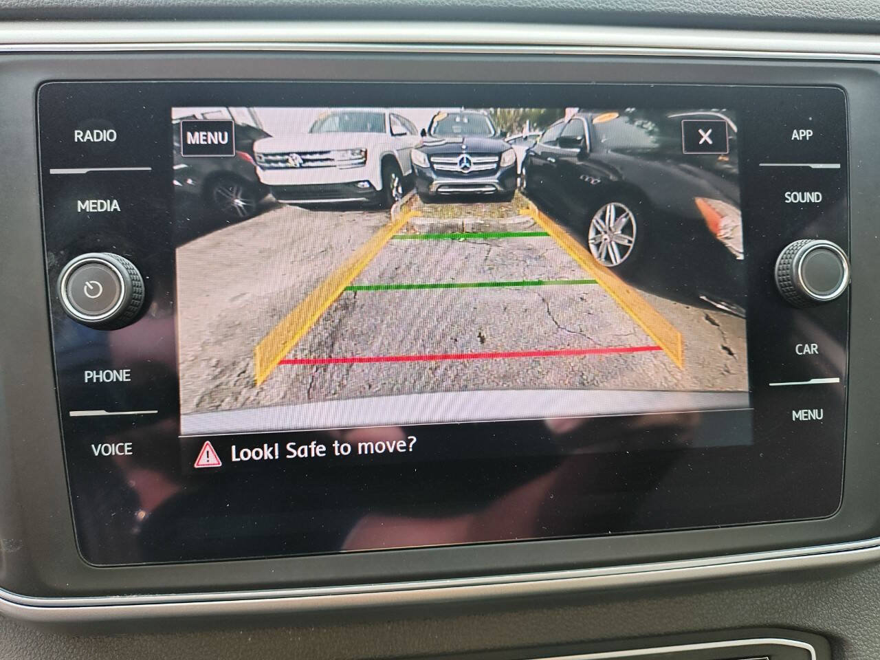 Used 2018 Volkswagen Atlas SE FWD image 27