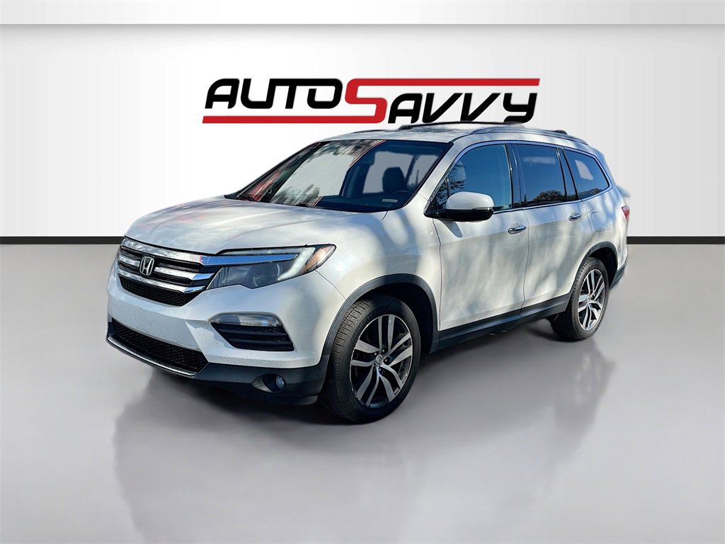 Used 2018 Honda Pilot Touring image 3