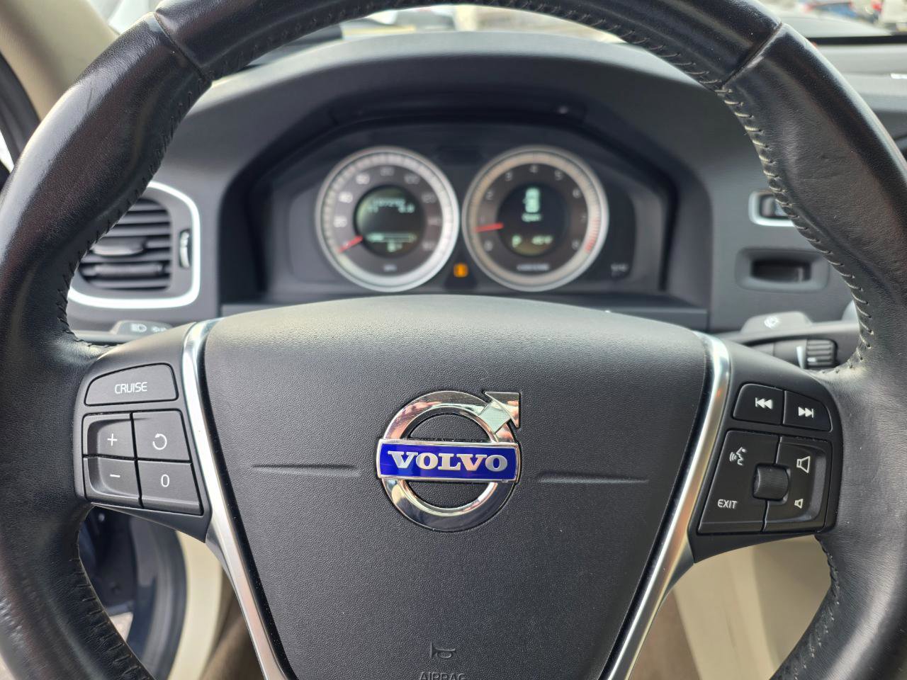 Used 2012 Volvo S60 T5 w/ Multimedia Pkg FWD image 17